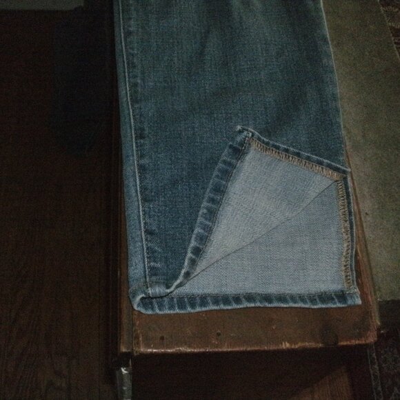 NWT Old Navy Blue Jeans O.G. Straight High Rise Smoothing Pockets Split Hem 18T - Picture 2 of 2